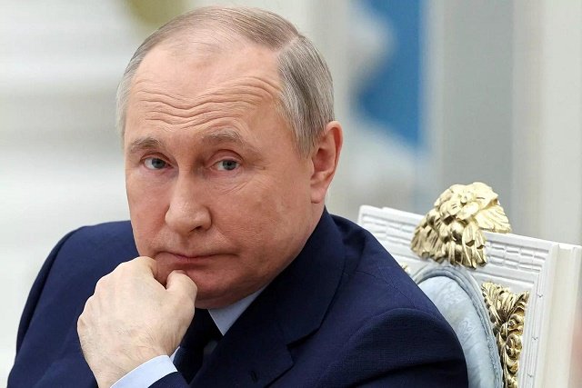 Putin Bakıda onunla görüşdən imtina edib