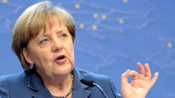 Merkel: Ukrayna Rusiya ilə danışıqlar məsələsini təkbaşına həll edə bilməz