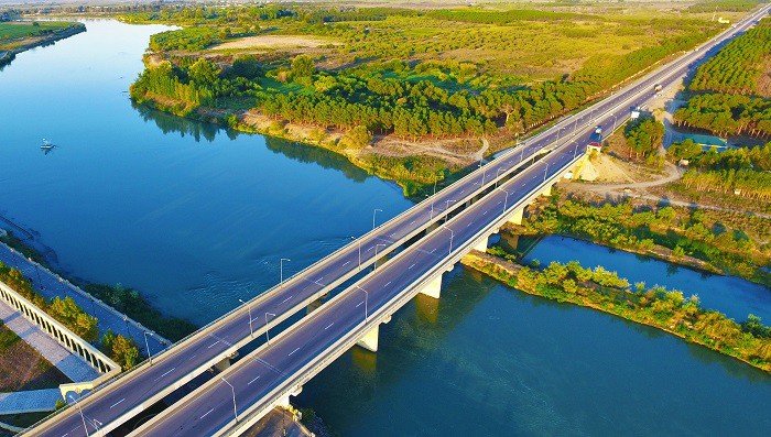 Çin iki türk ölkəsi ilə Rusiyadan “yan keçən” yol çəkir