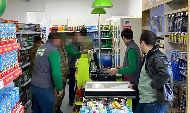 “OBA" market şagirdi girov götürməsi iddiasına cavab verdi