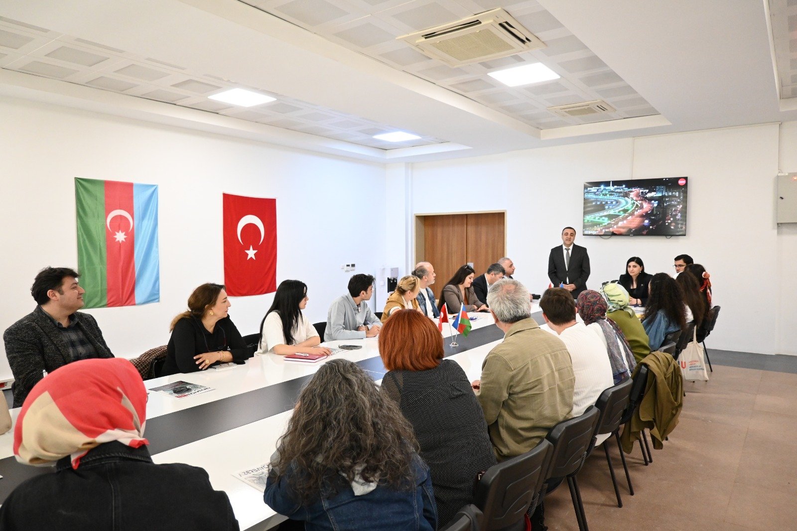 Türkiyədə Azərbaycan dili kursları fəaliyyətə başlayıb - Foto